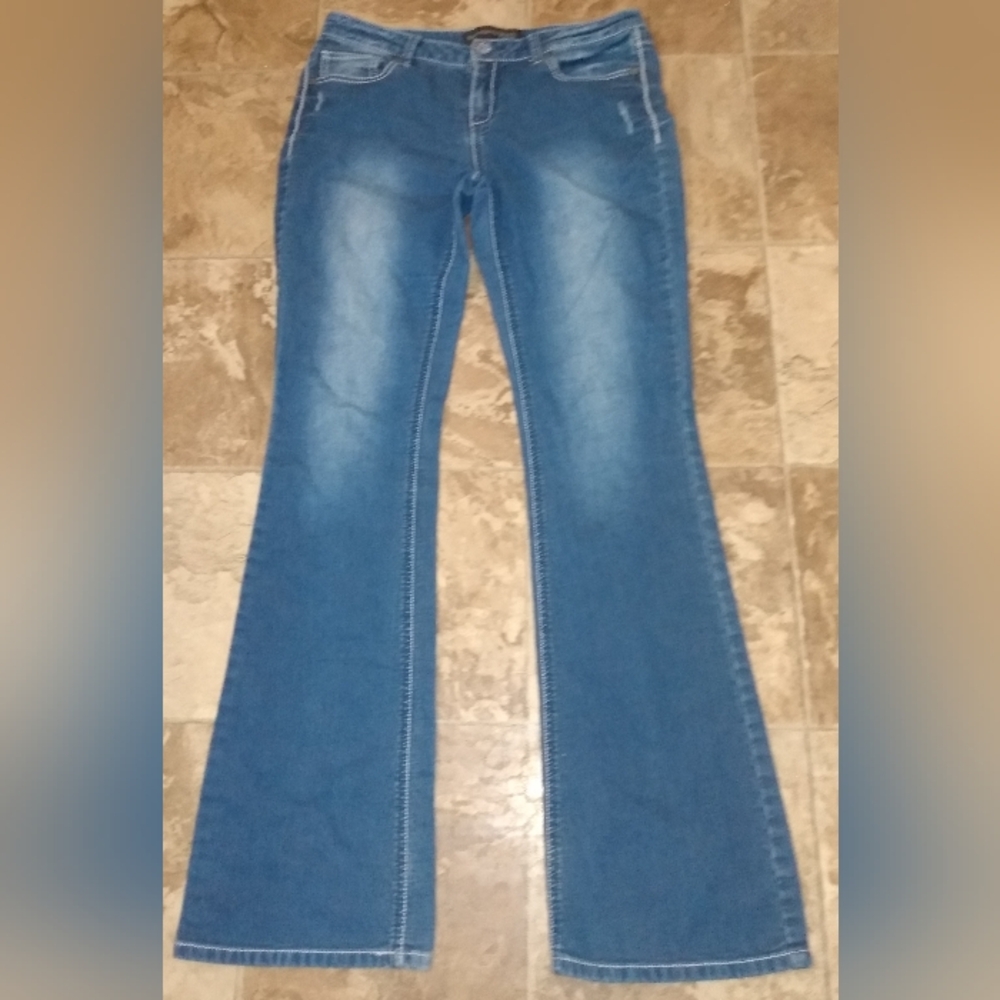 Juniors Twentyone Black Rue 21 Jeans 5/6R  Blue Denim Boot Cut Button Pockets